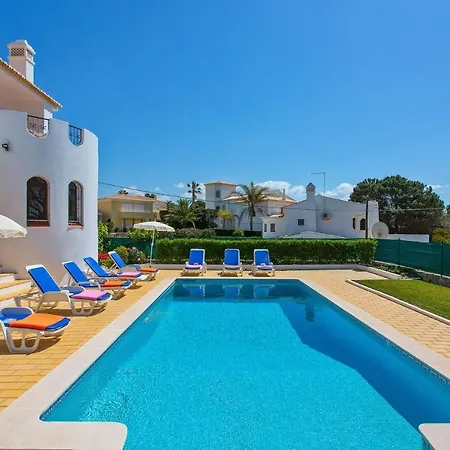 Βίλα Gregorio By *